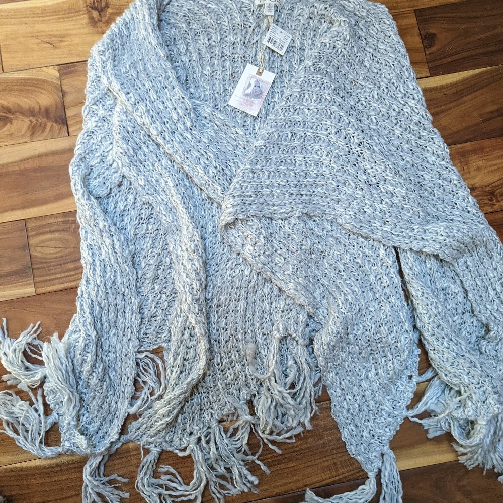 NWT Jessica Simpson Maternity Shawl